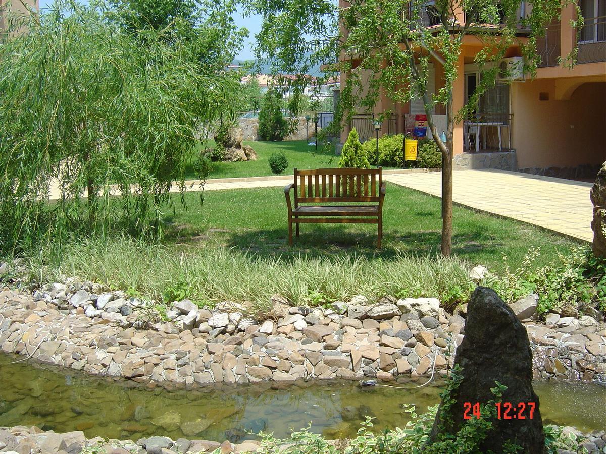 Casa Brava 2 Apartments Sveti Vlas Bagian luar foto