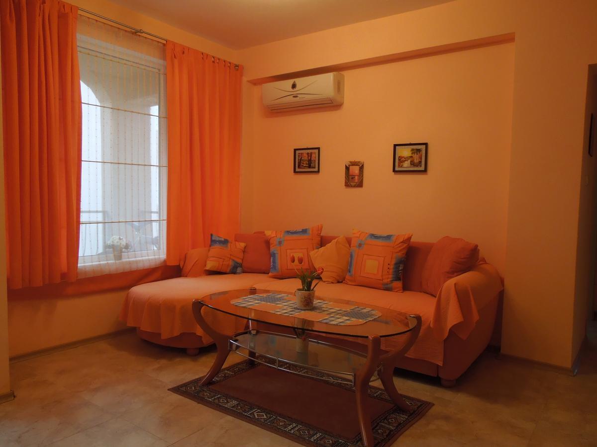 Casa Brava 2 Apartments Sveti Vlas Bagian luar foto
